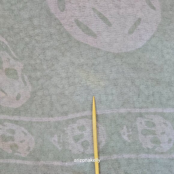 Alexander McQueen Silk Chiffon Classic Skull Scarf Sage Green - Picture 10 of 16